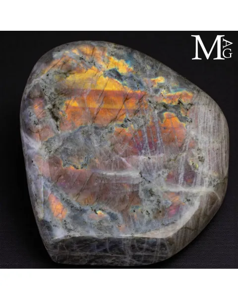 Labradorite Red Orange Flash.