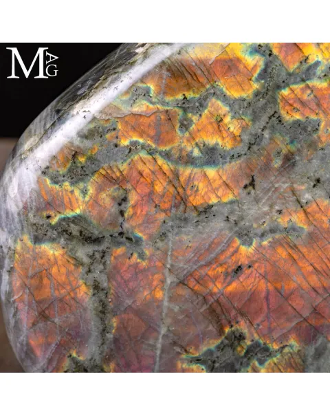 Labradorite Red Orange Flash.