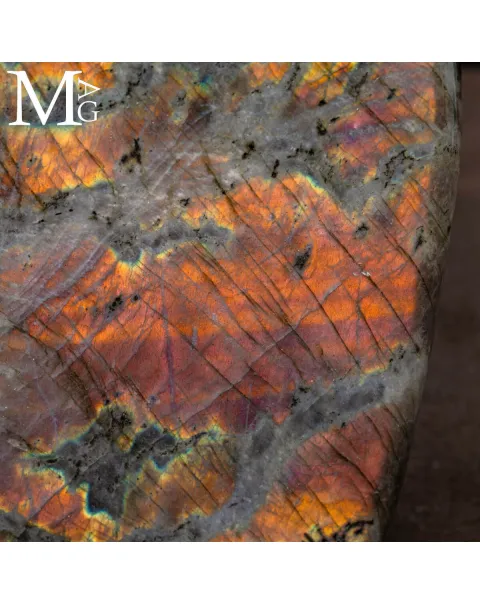 Labradorite Red Orange Flash.