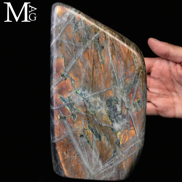 Labradorite Golden Red.