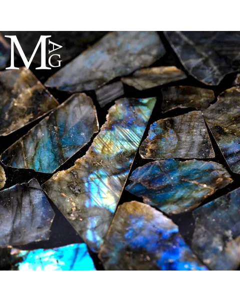 Labradorite:Tavolo Rotondo in Mosaico.