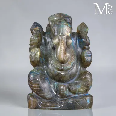 Lord Ganesh in Labradorite Naturale