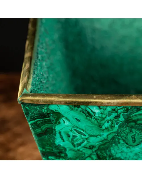 Vaso Intarsiato in Malachite Naturale.