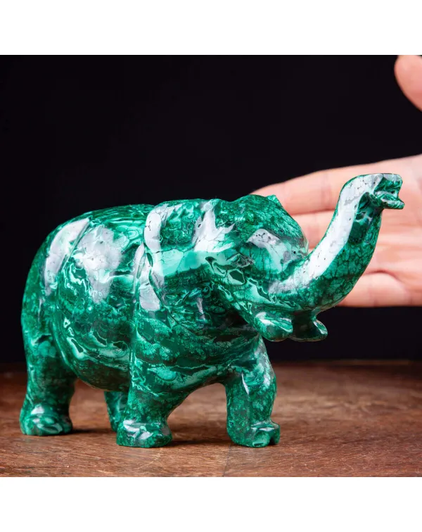 Intaglio in Malachite - Elefante Scolpito.