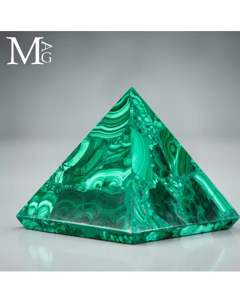 Piramide in Malachite del Congo