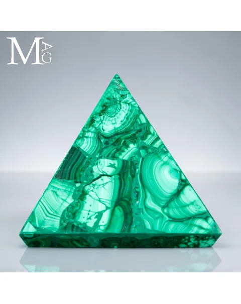 Piramide in Malachite del Congo