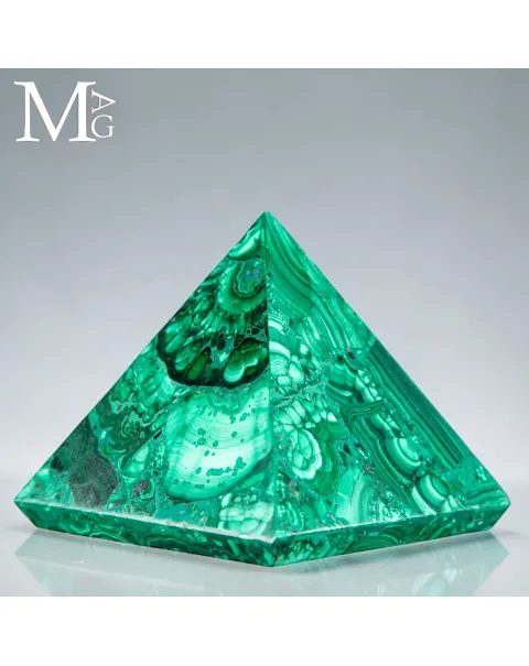 Piramide in Malachite - Lavorazione a Mosaico