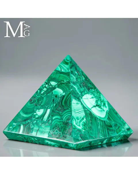 Piramide in Malachite - Lavorazione a Mosaico