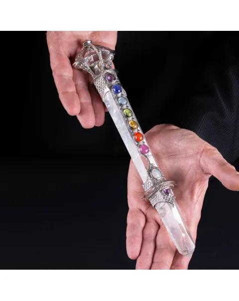 Scettro canalizzatore chakra in Quarzo con pietre preziose e argento