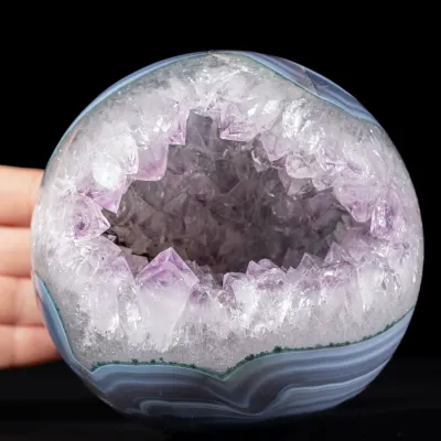 Sfera di Agata con Geode di Ametista.