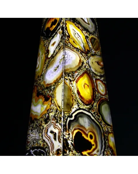 Obelisco Lampada Agata