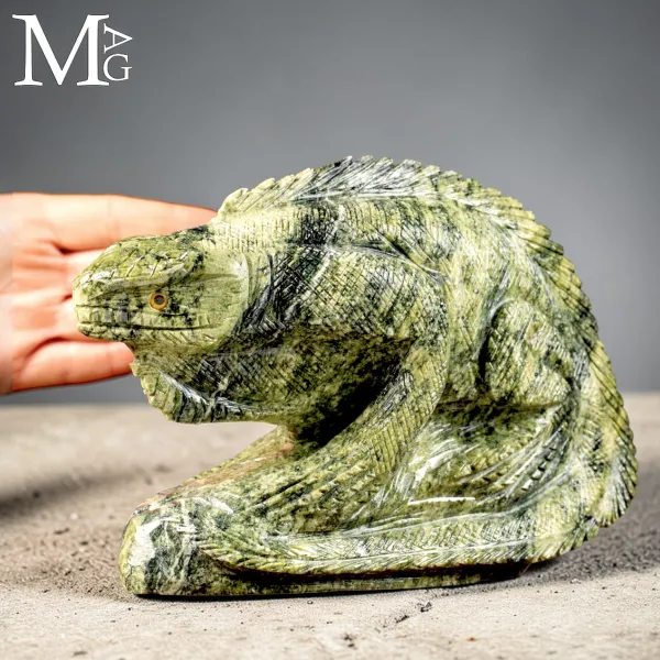 Scultura in Serpentino - Iguana