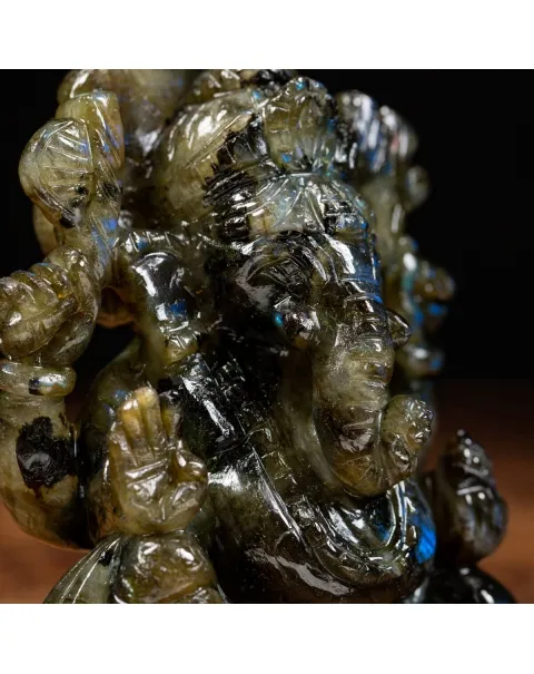 Statua Ganesh Labradorite (660g)