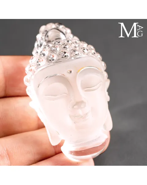 Testa di Buddha in Quarzo Extra Chiaro del Tibet.