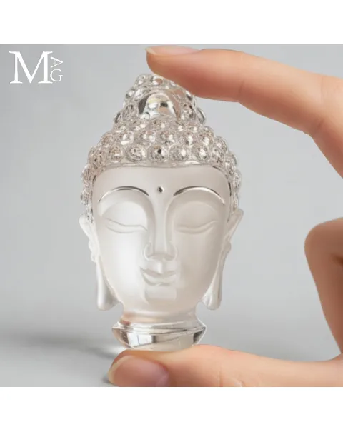 Testa di Buddha in Quarzo Extra Chiaro del Tibet.