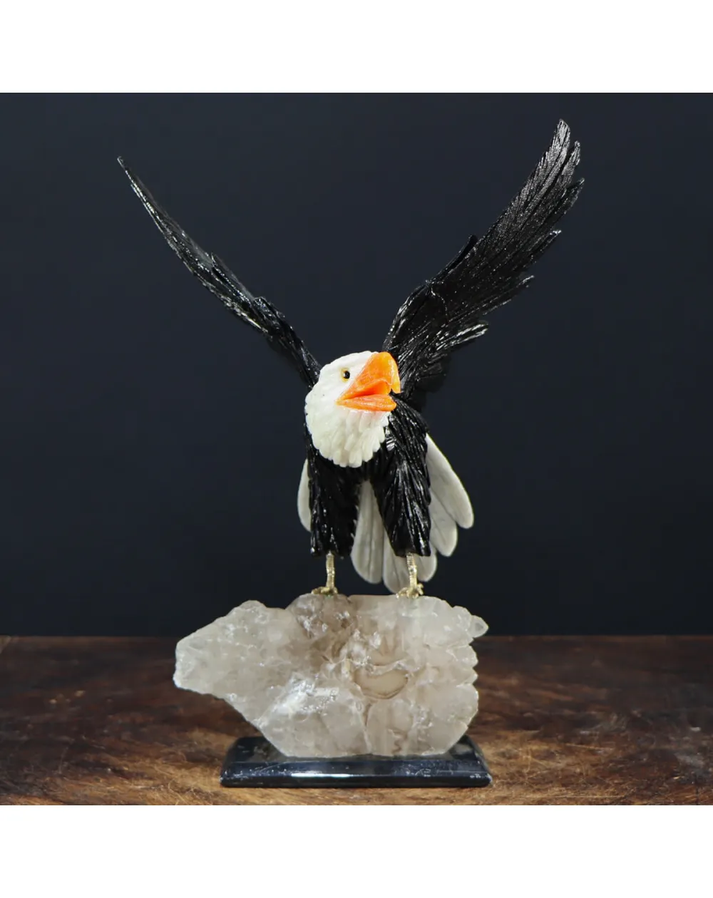 Aquila su Quarzo