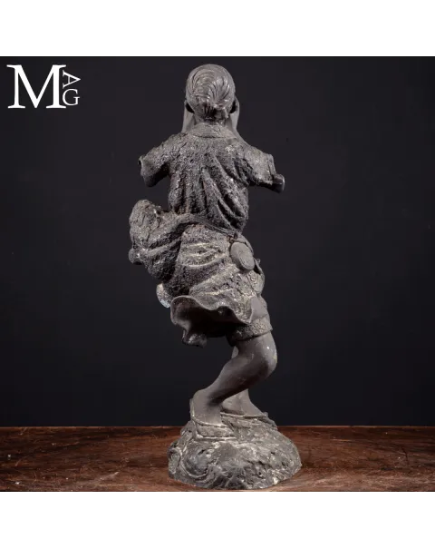 Okimono in Bronzo Rituale Giapponese - Suonatore di Horagai.