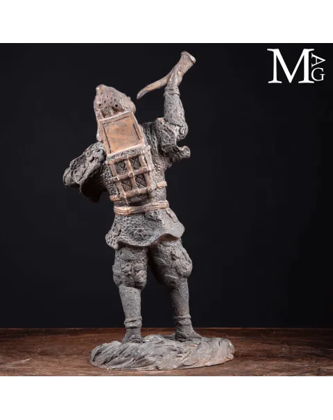 Scultura in Bronzo - Guerriero Cerimoniale Orientale.
