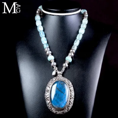 Collana in Acquamarina e Larimar in Labradorite cabochon