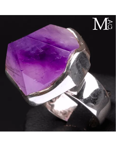 Anello in argento 925 con Ametista Boliviana.