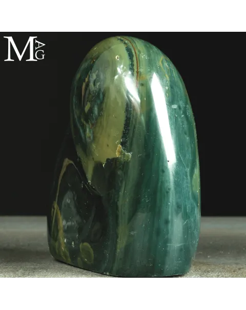 Agata Verde del Madagascar – forma libera levigata
