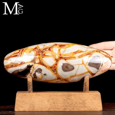Shiva Lingam in Diaspro Agatizzato.