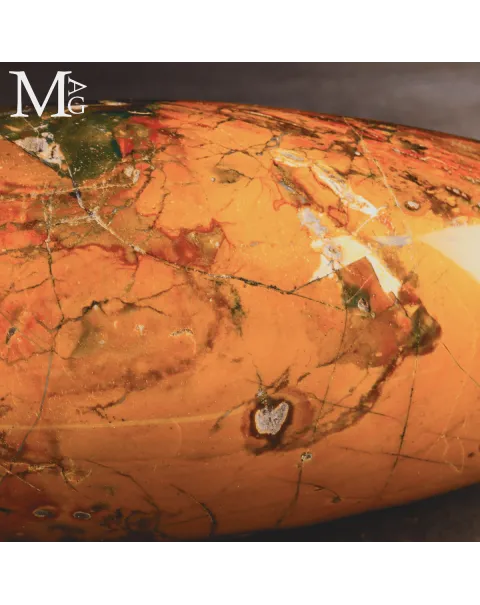 Shiva Lingam in Diaspro Agatizzato Naturale