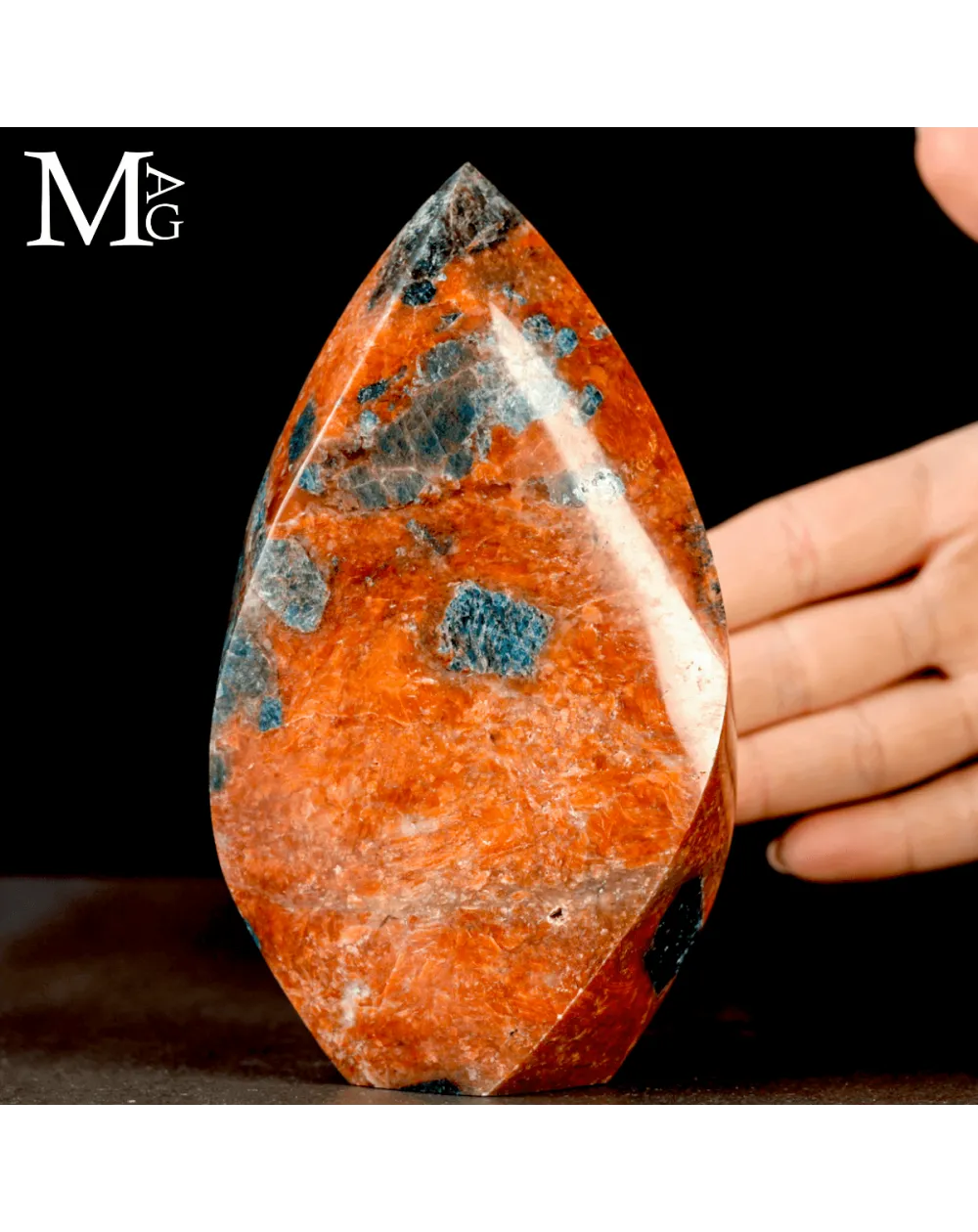 Fiamma in Calcite Arancione con Apatite Blu – Messico