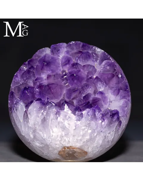 Sfera in Ametista Cristalli.
