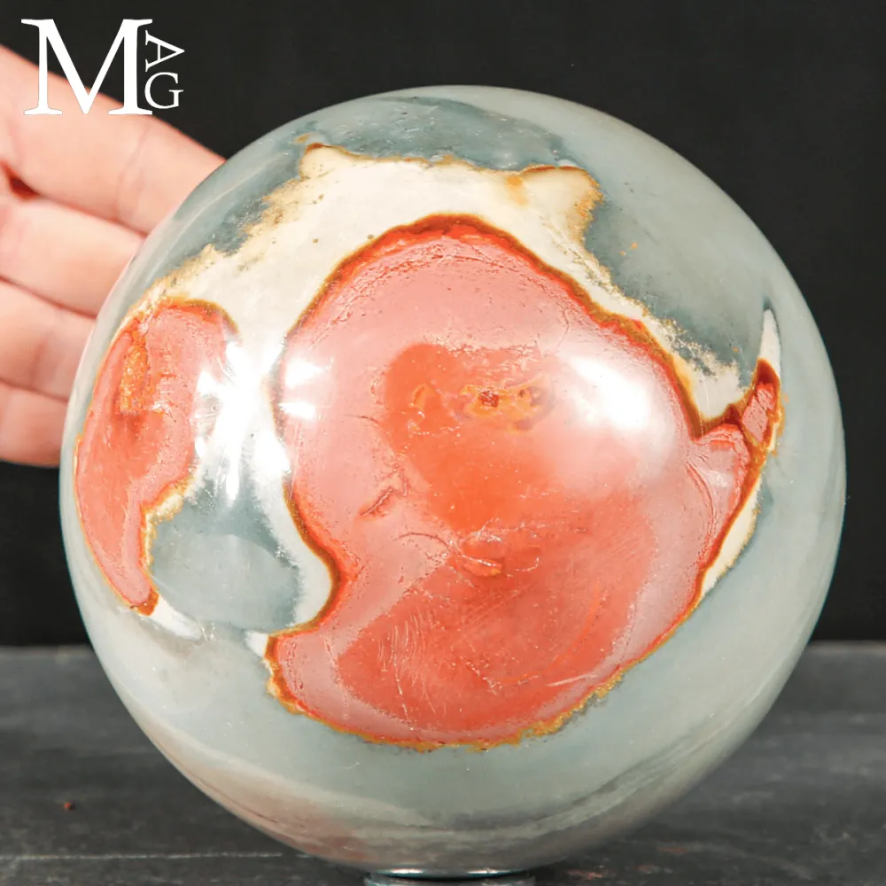 Sfera in Diaspro Policromo del Madagascar