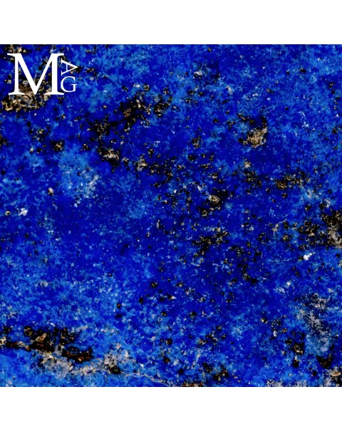 Cubo in lapis lazuli naturale.