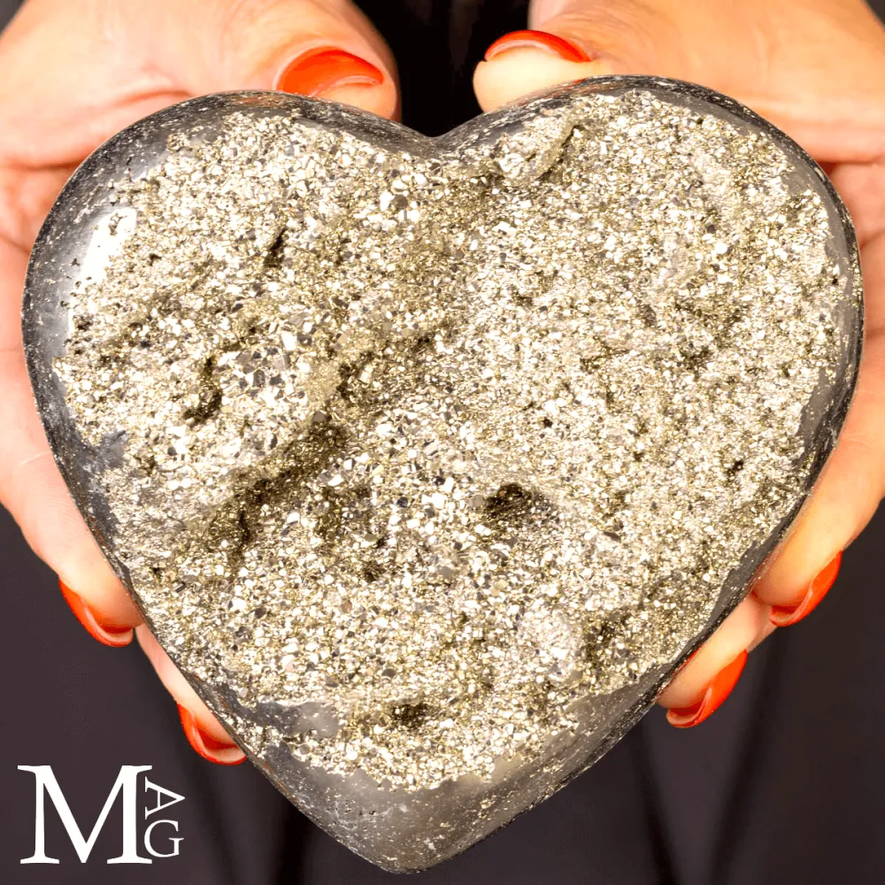 Cuore in Pirite Cubica Naturale.
