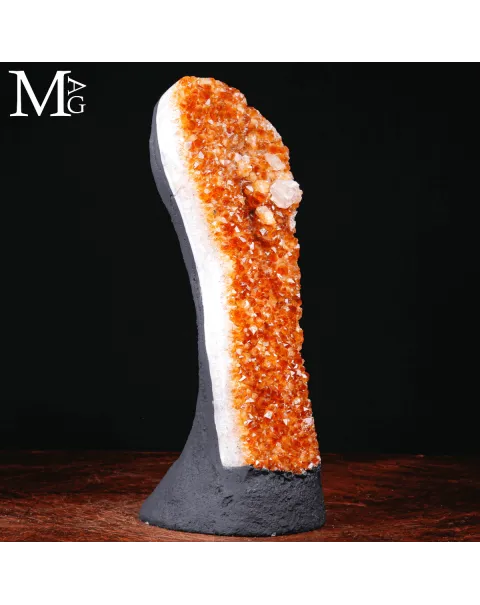 Drusa di Quarzo Citrino su Base Cementizia