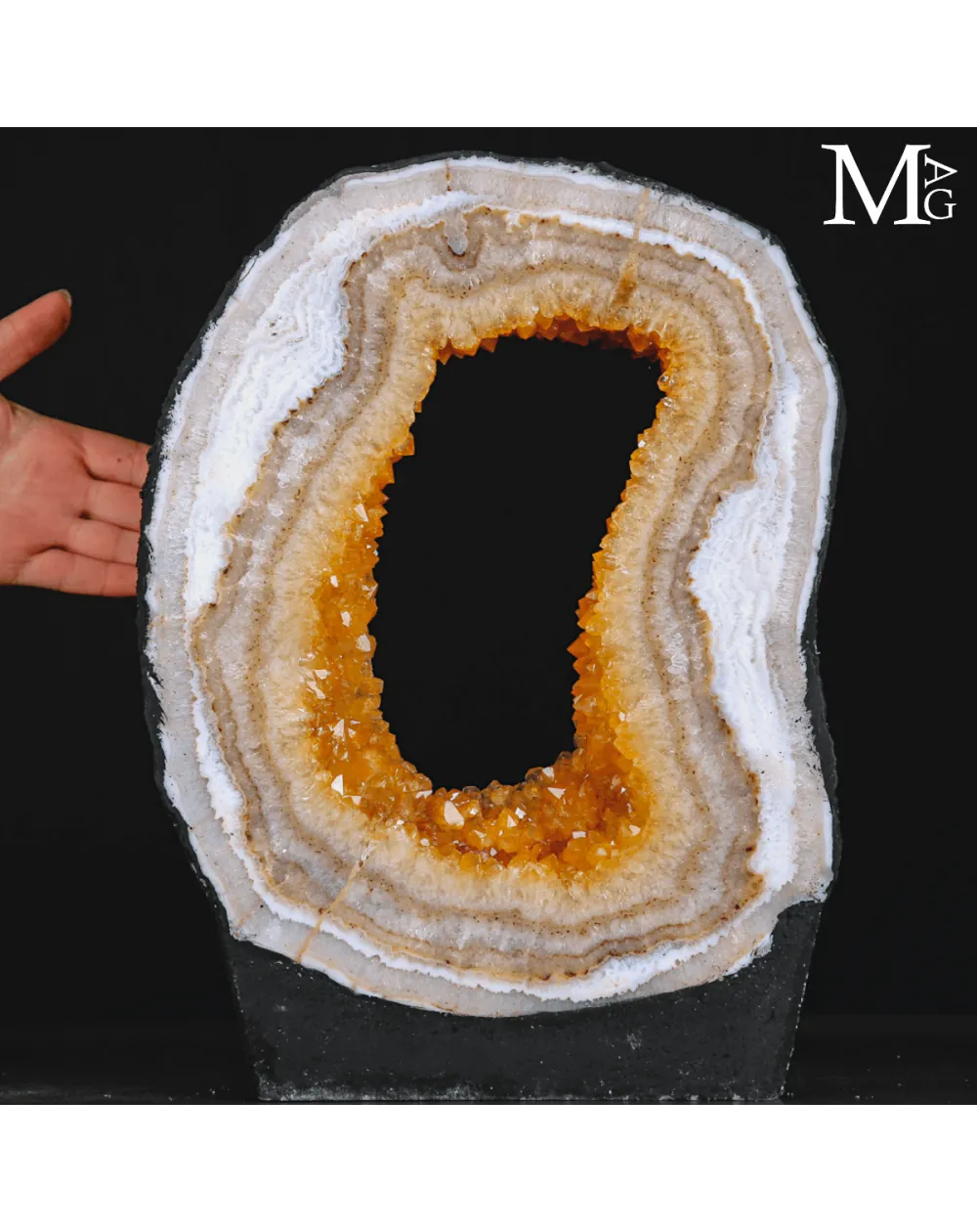 Geode di Citrino Madeira – Fetta su Base Cementizia.