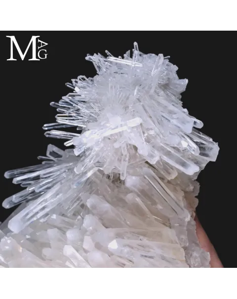 Drusa di Quarzo Aghiforme di Qualità Superiore – Santander, Colombia