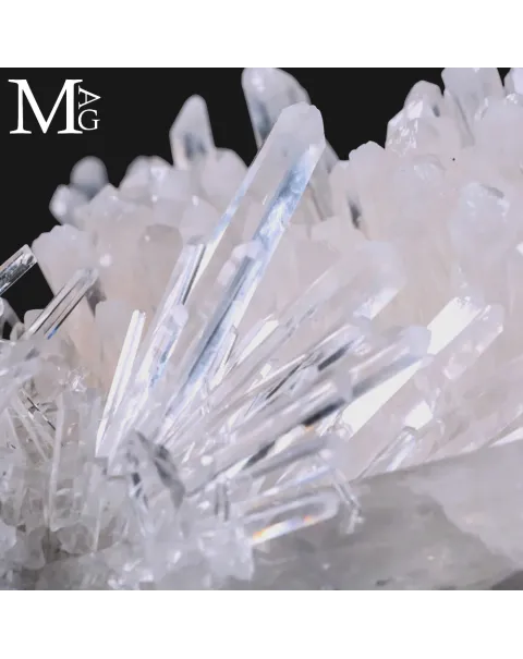 Drusa di Quarzo Aghiforme di Qualità Superiore – Santander, Colombia