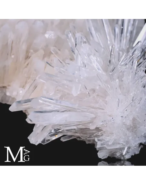Drusa di Quarzo Aghiforme di Qualità Superiore – Santander, Colombia