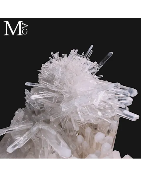 Drusa di Quarzo Aghiforme di Qualità Superiore – Santander, Colombia