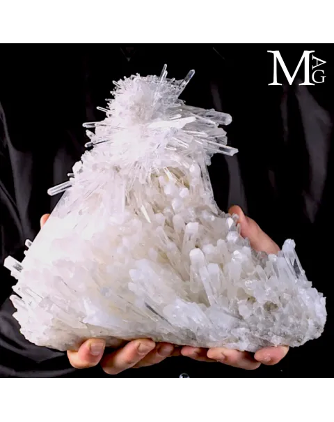Drusa di Quarzo Aghiforme di Qualità Superiore – Santander, Colombia