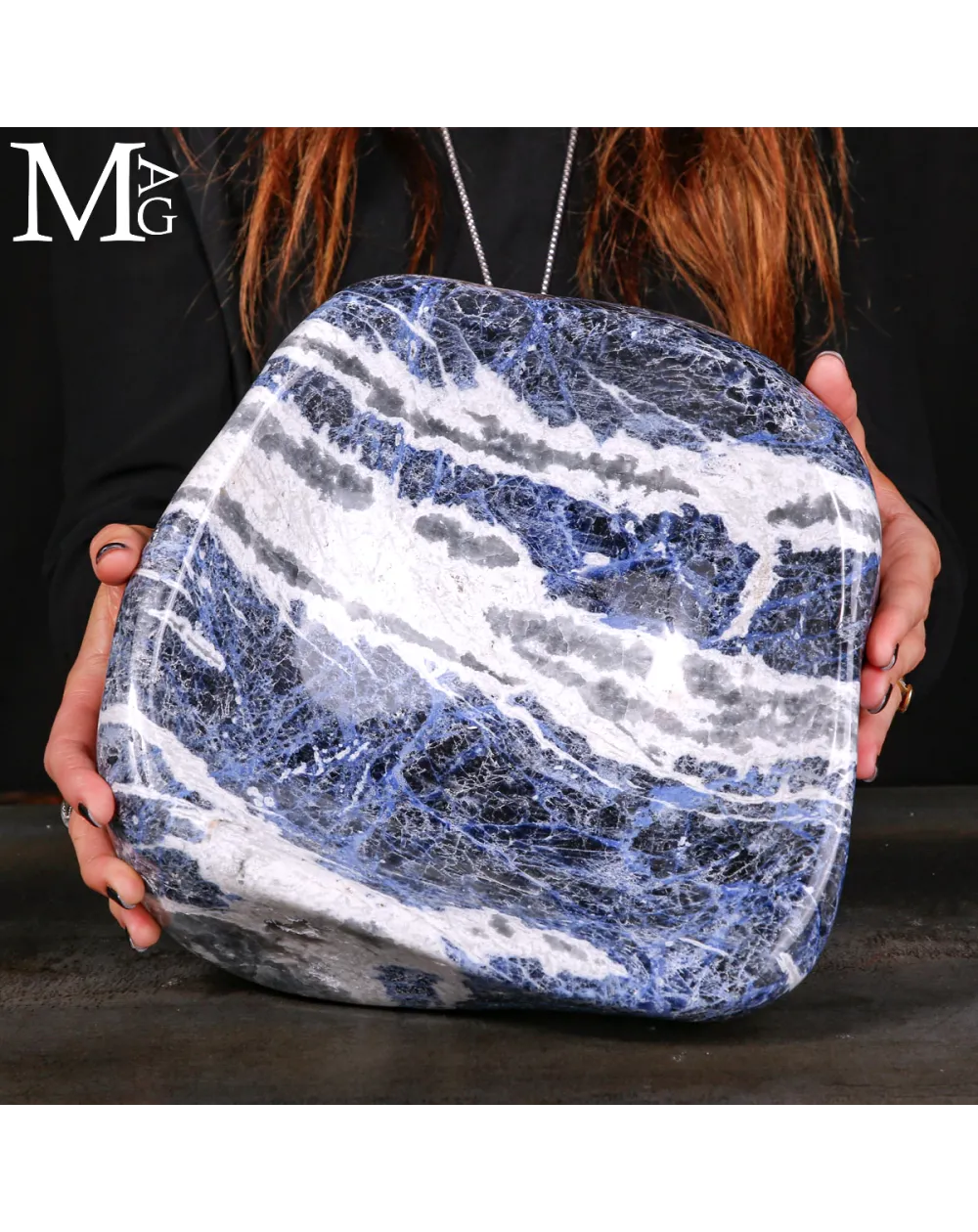 Vasca in Sodalite del Brasile