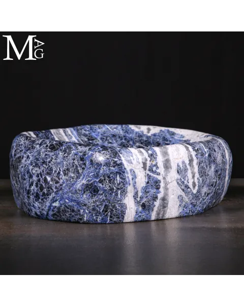 Vasca in Sodalite del Brasile