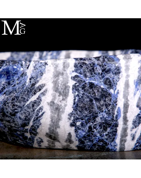 Vasca in Sodalite del Brasile