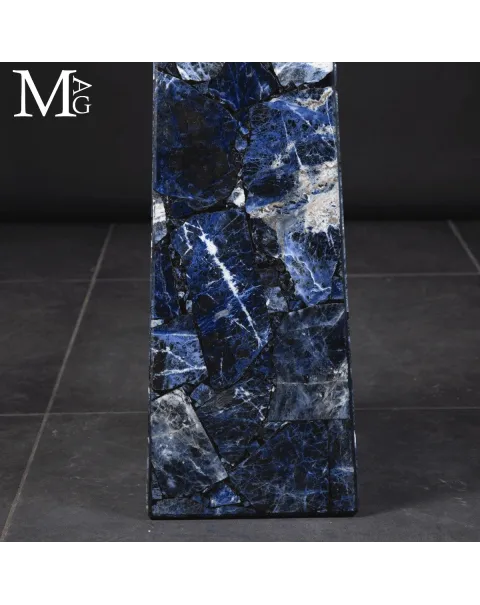 Coppia di Obelischi in Sodalite Naturale – Realizzazione a Mosaico