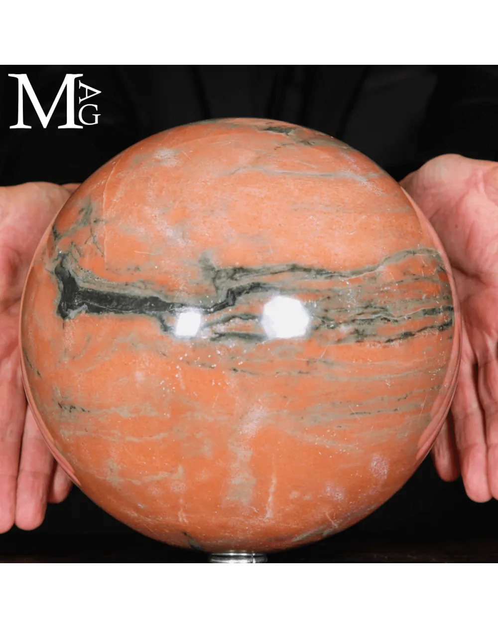 Grande Sfera in Sunstone – Madagascar.