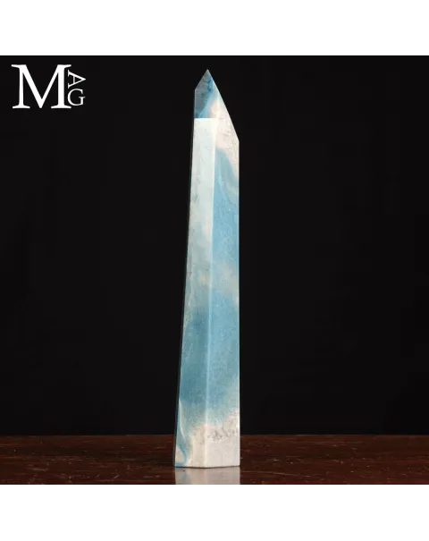 Grande obelisco in Trolleite – Blu Naturale.