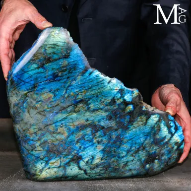 Labradorite del Madagascar – Grande blocco ornam...