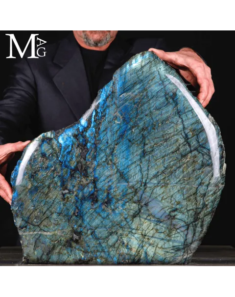 Grande Labradorite Blue and Golden Flash del Madagascar
