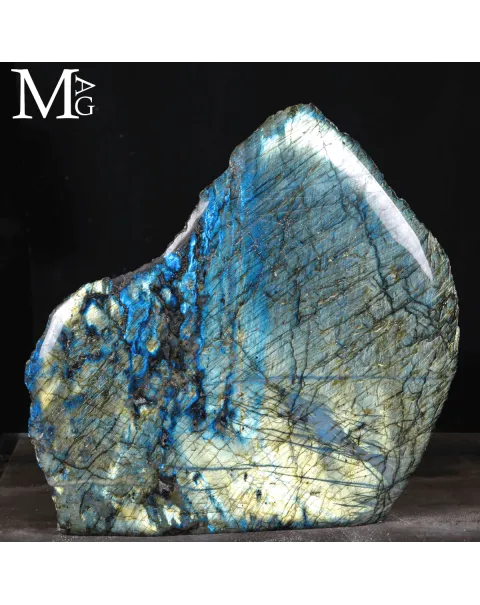 Grande Labradorite Blue and Golden Flash del Madagascar