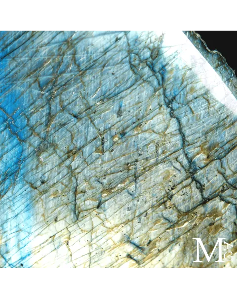Grande Labradorite Blue and Golden Flash del Madagascar