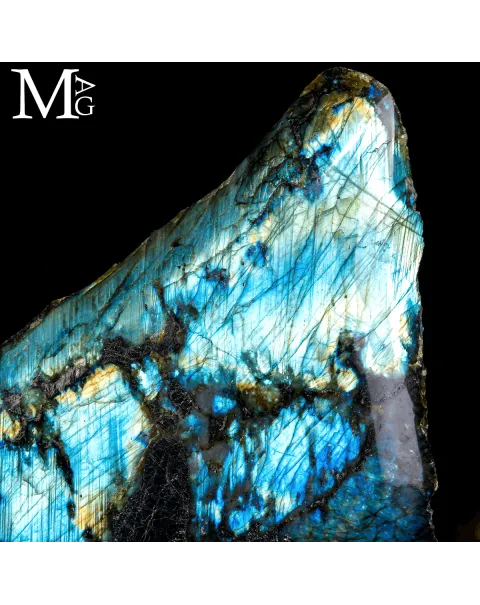 Grande Labradorite Forma Monumentale – 28,6 kg